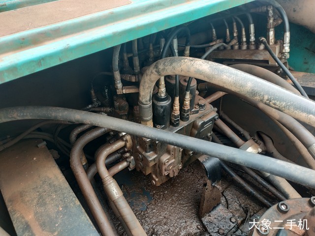 神钢 SK350LC-8 挖掘机