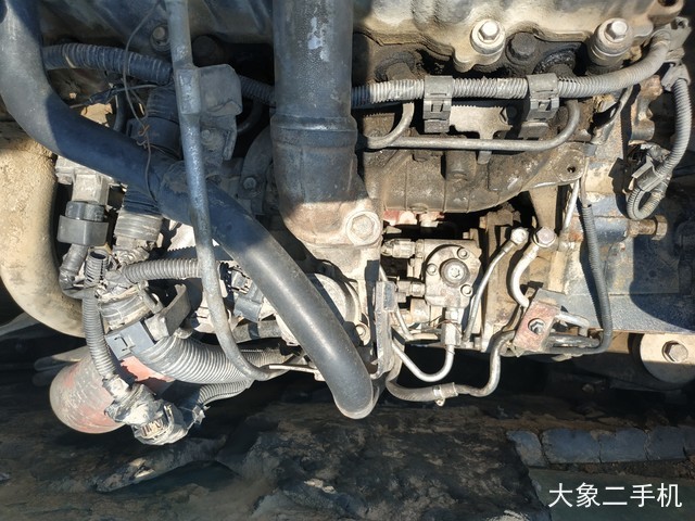 神钢 SK210LC-8 挖掘机