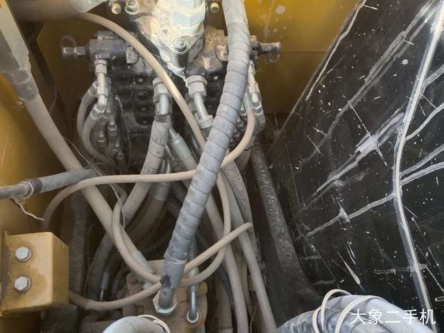 三一重工 SY75C-10 挖掘机