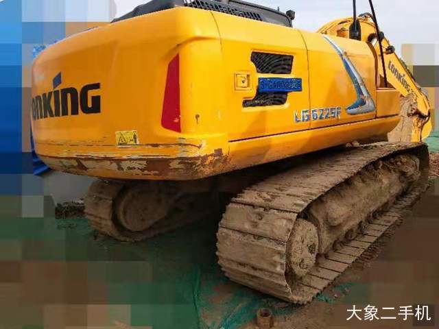 龙工 LG6225E 挖掘机