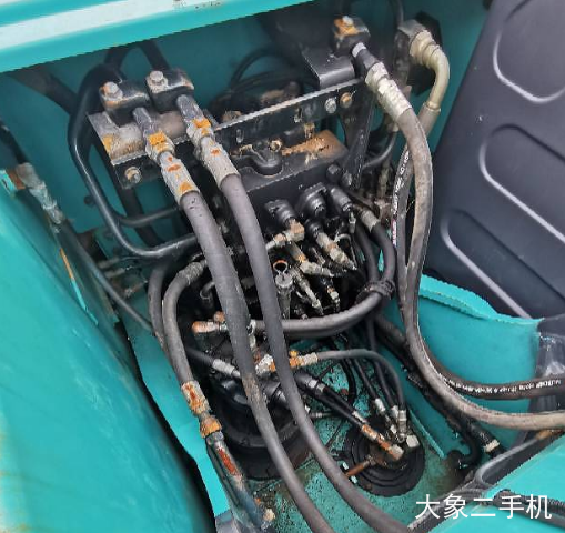 神钢 SK140LC-8 挖掘机