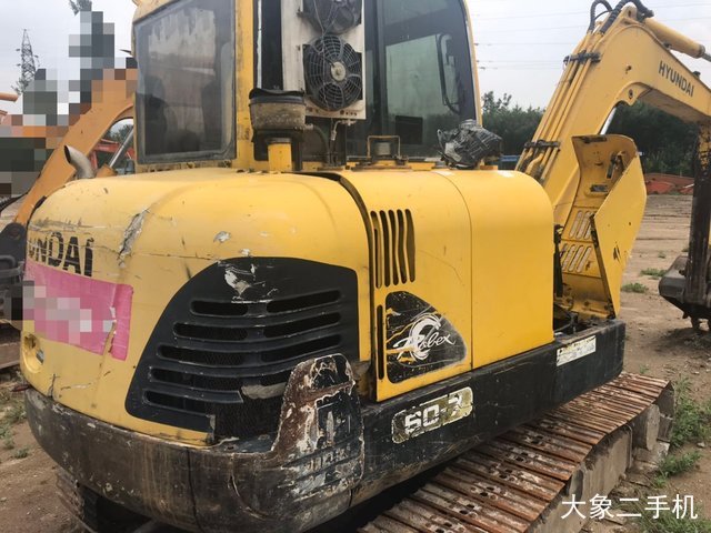 现代 R60-7 挖掘机