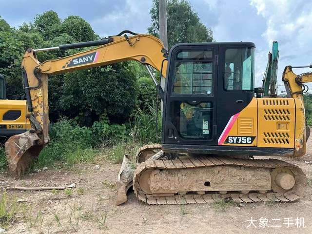 三一重工 SY75C 挖掘机