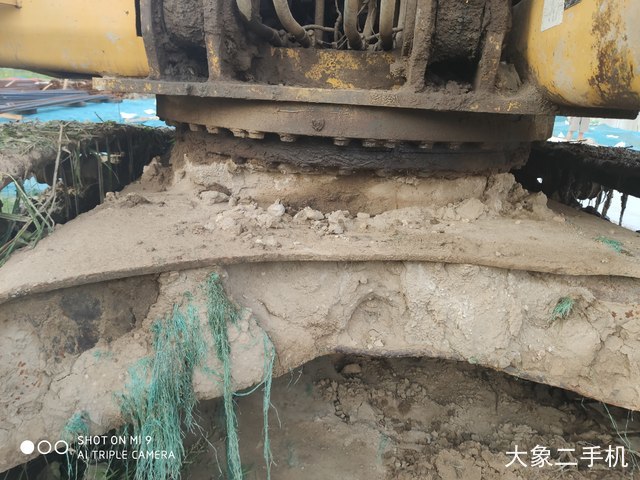 小松 PC220-8 挖掘机