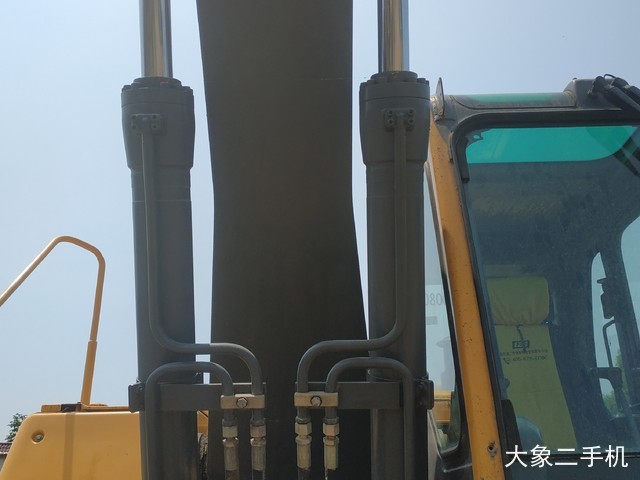 沃尔沃 EC210BLC 挖掘机