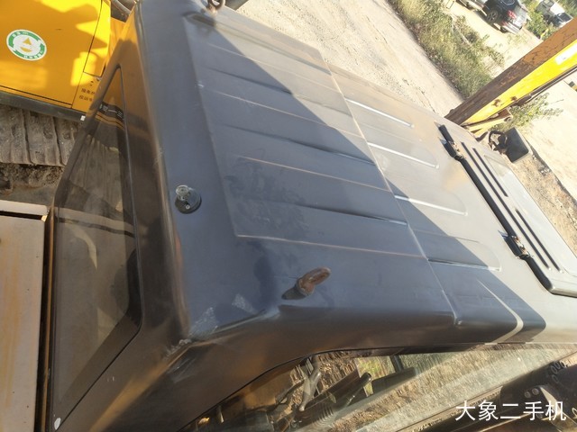 三一重工 SY215C-9 挖掘机