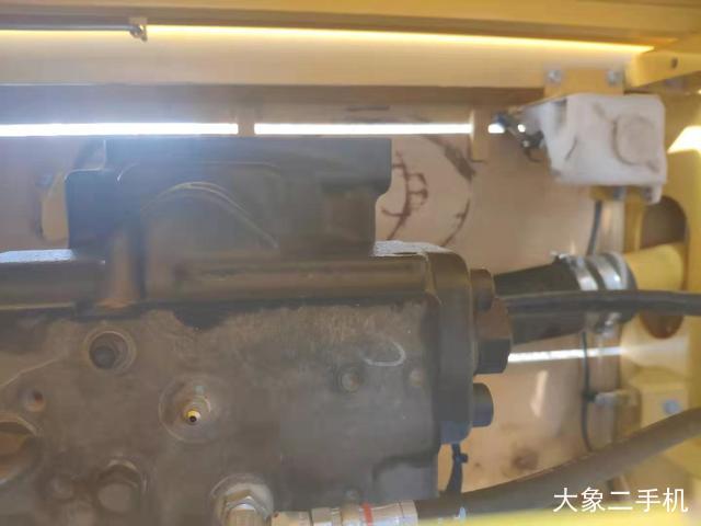 小松 PC300-8M0 挖掘机