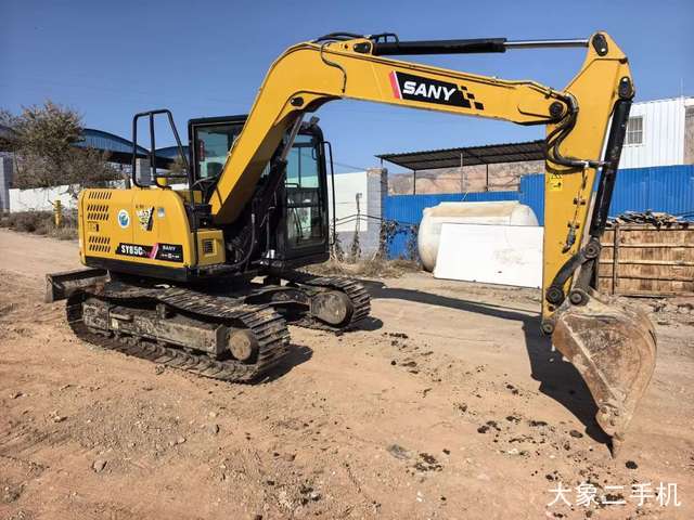 三一重工 SY75C-10 挖掘机