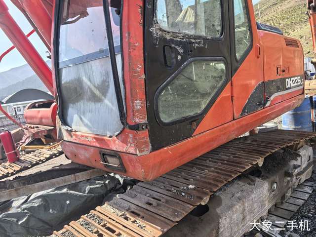 斗山 DH225LC-7 挖掘机