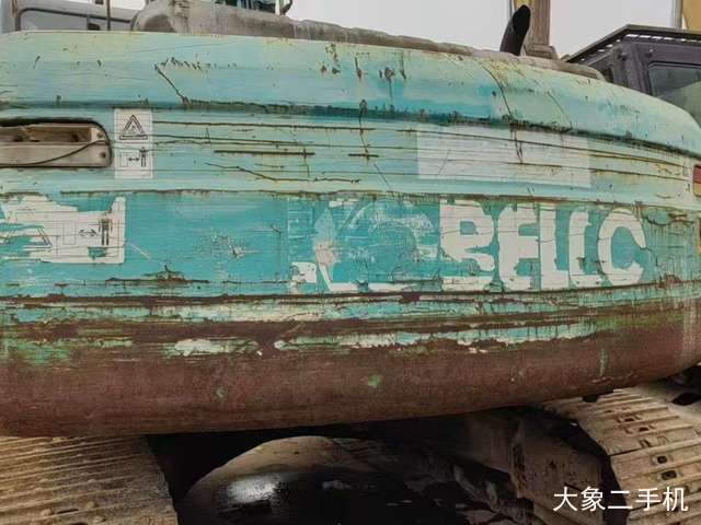 神钢 SK210 挖掘机