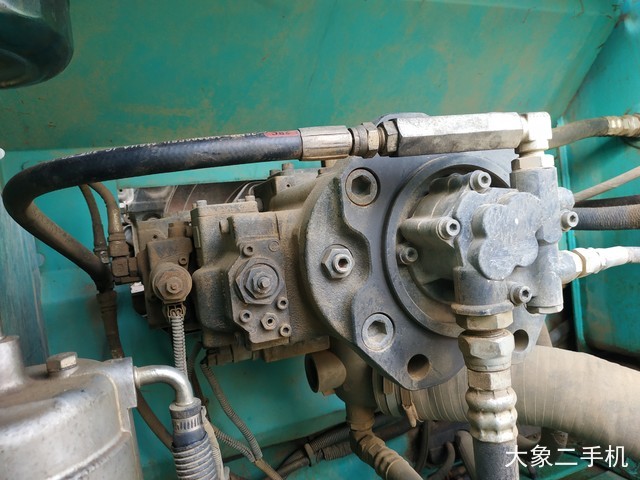 神钢 SK250-8 挖掘机