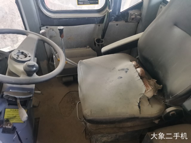 斗山 DL503 装载机