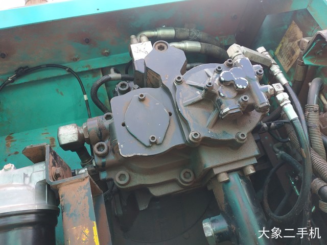 神钢 SK480LC-8 挖掘机