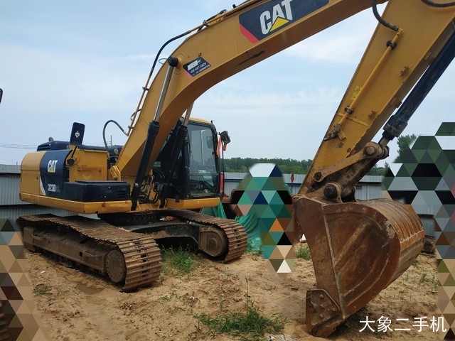 卡特彼勒 320D2液压 挖掘机