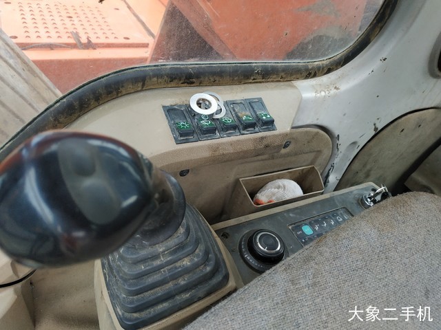 斗山 DH225LC-9 挖掘机