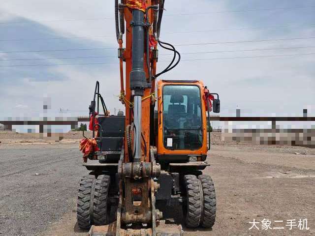 斗山 DH130W-V 挖掘机