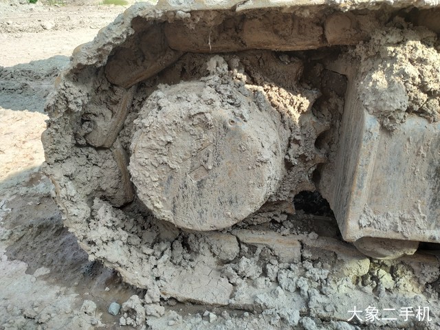 现代 R335LC-7 挖掘机