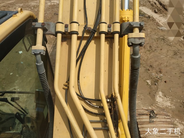 小松 PC200-8N1 挖掘机