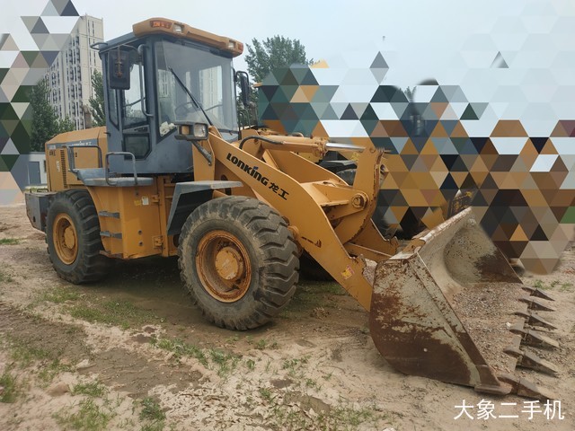 龙工 LG833B 装载机