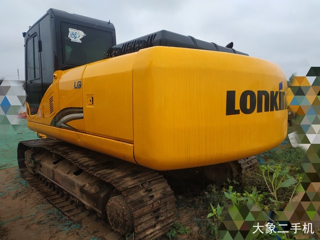 龙工 LG6220D 挖掘机