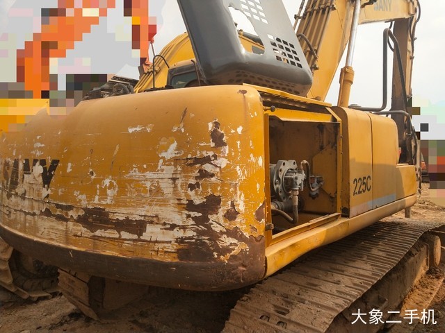 三一重工 SY200C 挖掘机