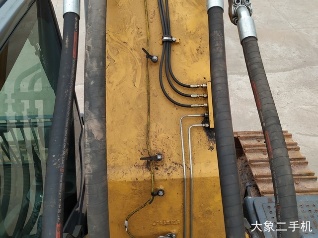 徐工 XE470D 挖掘机