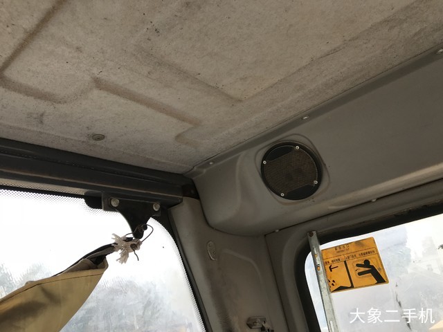 中联重科 ZE230E 挖掘机