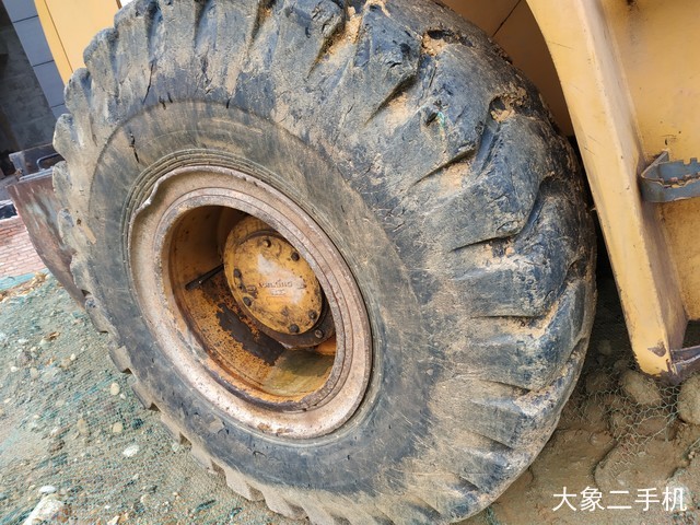 龙工 LG855B 装载机