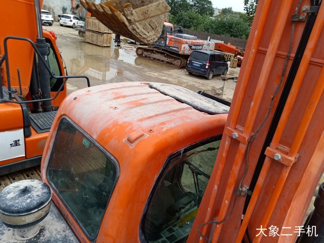 斗山 DX220LC-9C 挖掘机