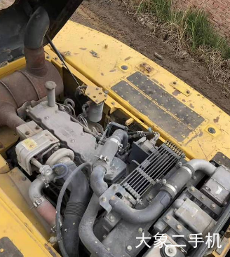 小松 PC240LC-8 挖掘机