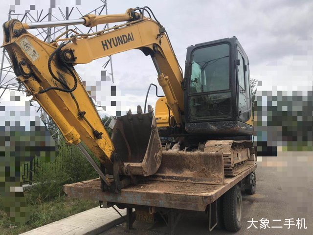 现代 R80-7 挖掘机