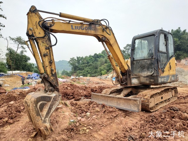 柳工 CLG906C 挖掘机