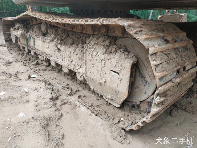 徐工 XE150D 挖掘机