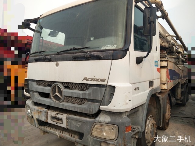 中联重科 ZLJ5413THB125-49 泵车