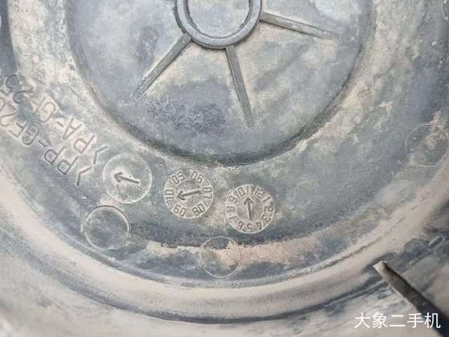 现代 R60W-9 挖掘机