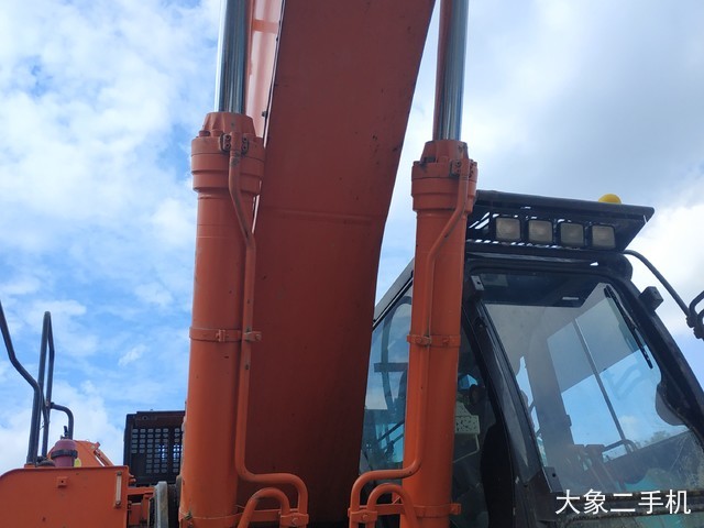 日立 ZX470LCH-5G 挖掘机