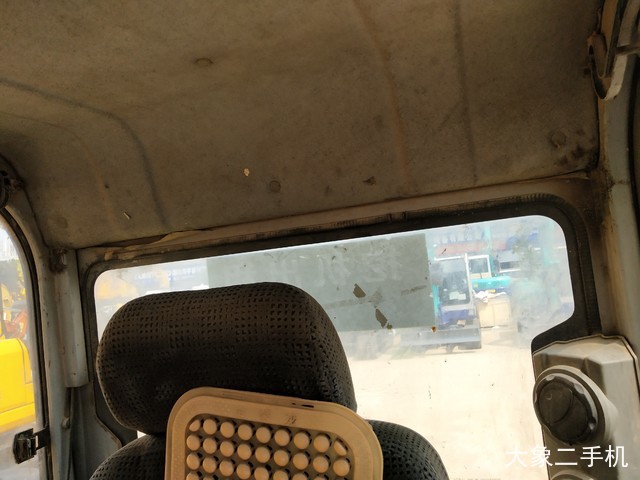 现代 R60-7 挖掘机