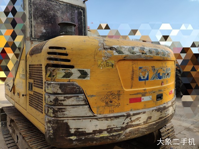 徐工 XE80 挖掘机