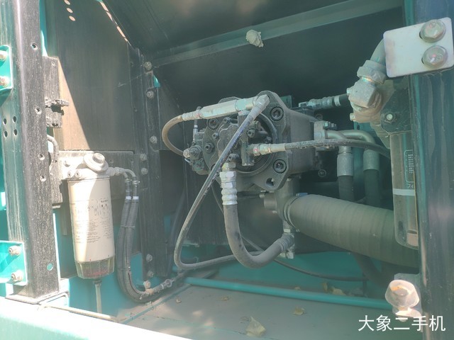 神钢 SK330-10 挖掘机