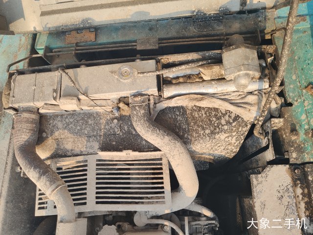 神钢 SK210LC-8 挖掘机