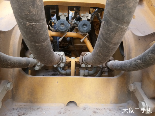 小松 PC240LC-8M0 挖掘机