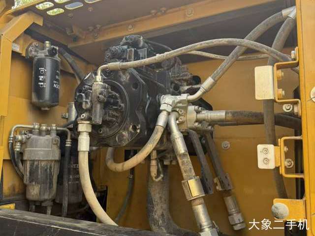 三一重工 SY305H 挖掘机