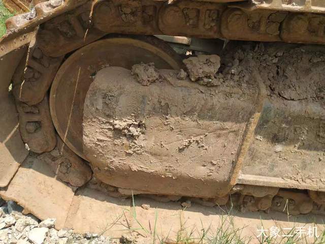 三一重工 SY215C 挖掘机