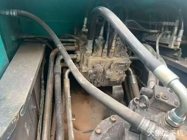 神钢 SK380D 挖掘机