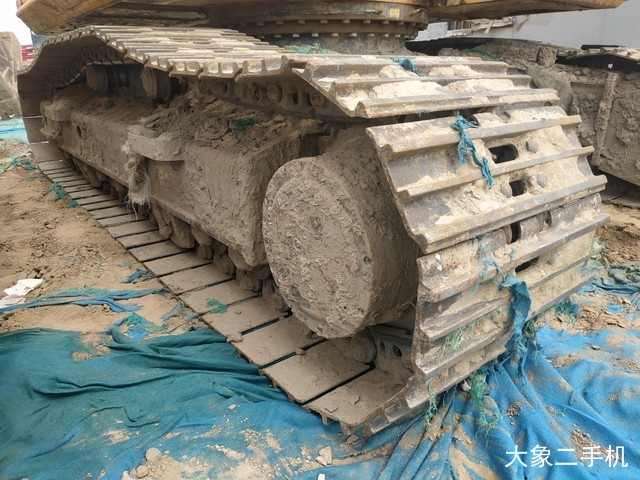 龙工 LG6245E 挖掘机