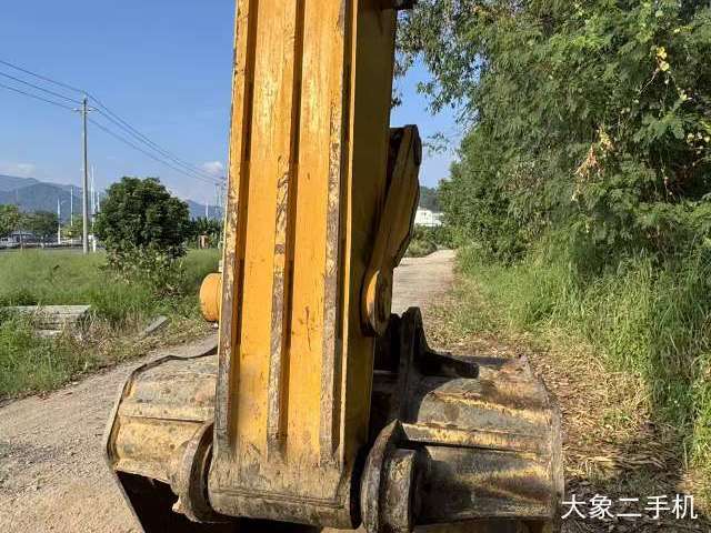 山东临工 E6135F 挖掘机