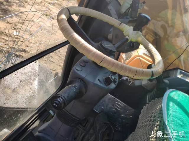 现代 R150W-9 挖掘机