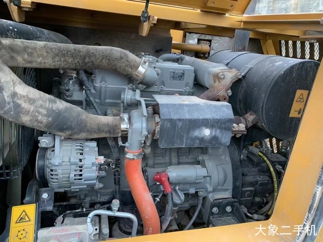 三一重工 SY75C 挖掘机