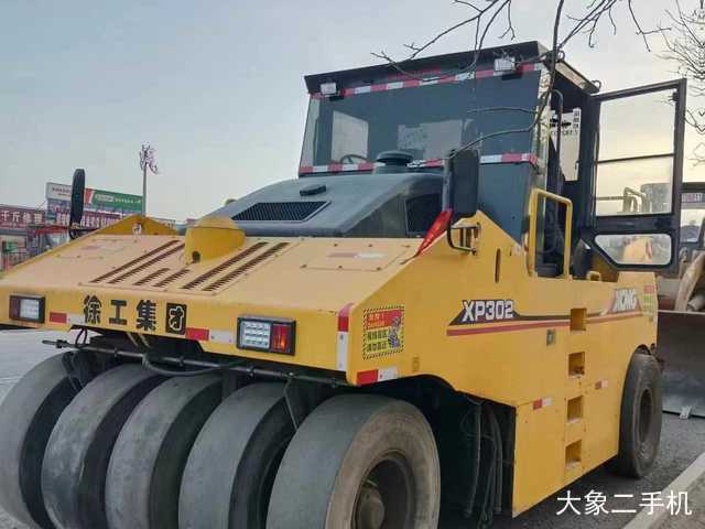 柳工 CLG630R 压路机