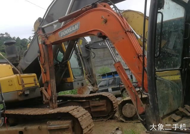 斗山 DH60-7 挖掘机